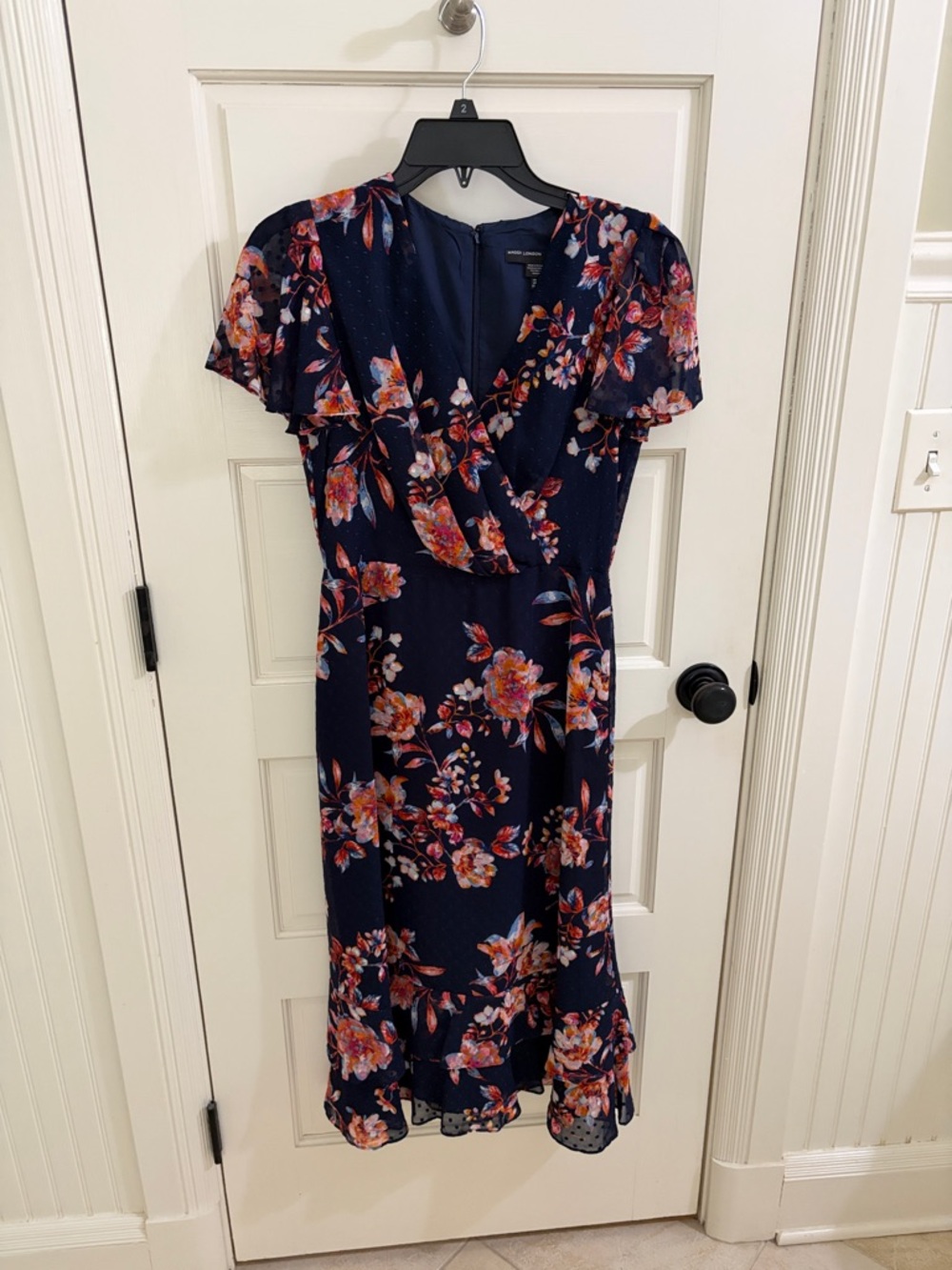 Maggy London Navy Floral Midi Dress 👗